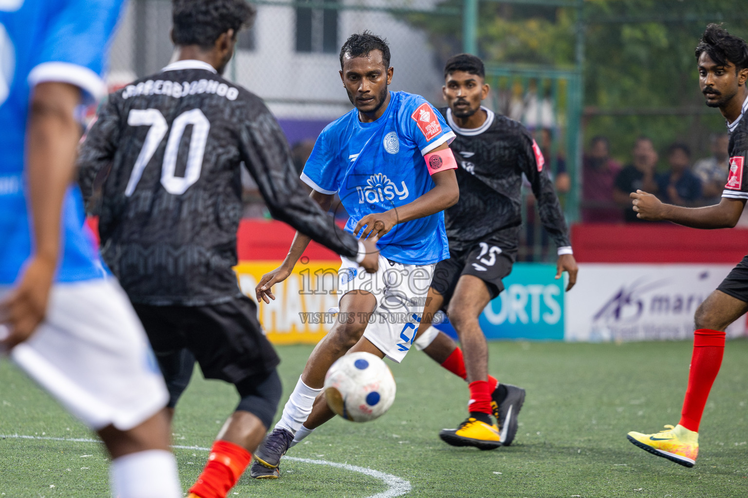 Dh Bandidhoo vs Dh Maaenboodhoo in Day 13 of Golden Futsal Challenge 2025 was held on Friday, 17th January 2025, in Hulhumale', Maldives Photos: Ismail Thoriq / images.mv