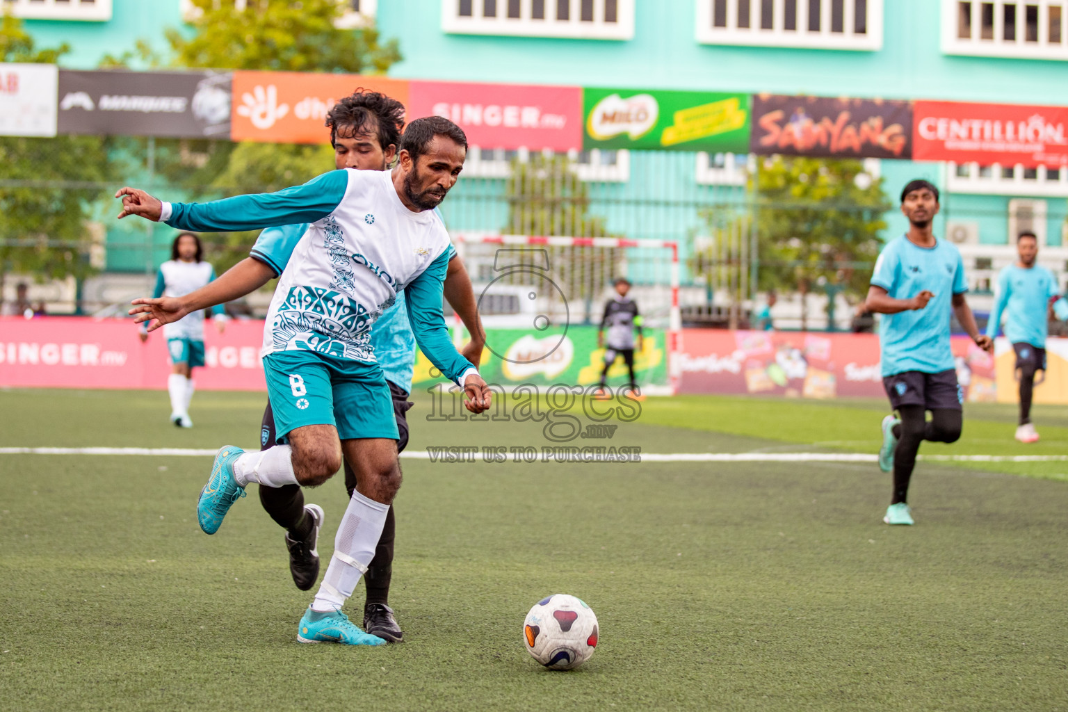 CLUB NDA vs HES CLUB in Club Maldives Classic 2024 held in Rehendi Futsal Ground, Hulhumale', Maldives on Friday, 6th September 2024. 
Photos: Hassan Simah / images.mv