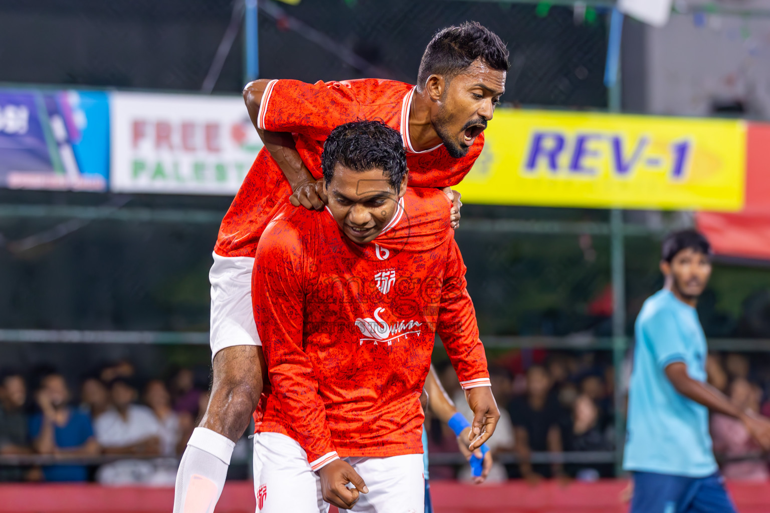 HA Utheemu vs HA Dhidhdhoo on Day 37 of Golden Futsal Challenge 2024 was held on Thursday, 22nd February 2024, in Hulhumale', Maldives
Photos: Ismail Thoriq / images.mv