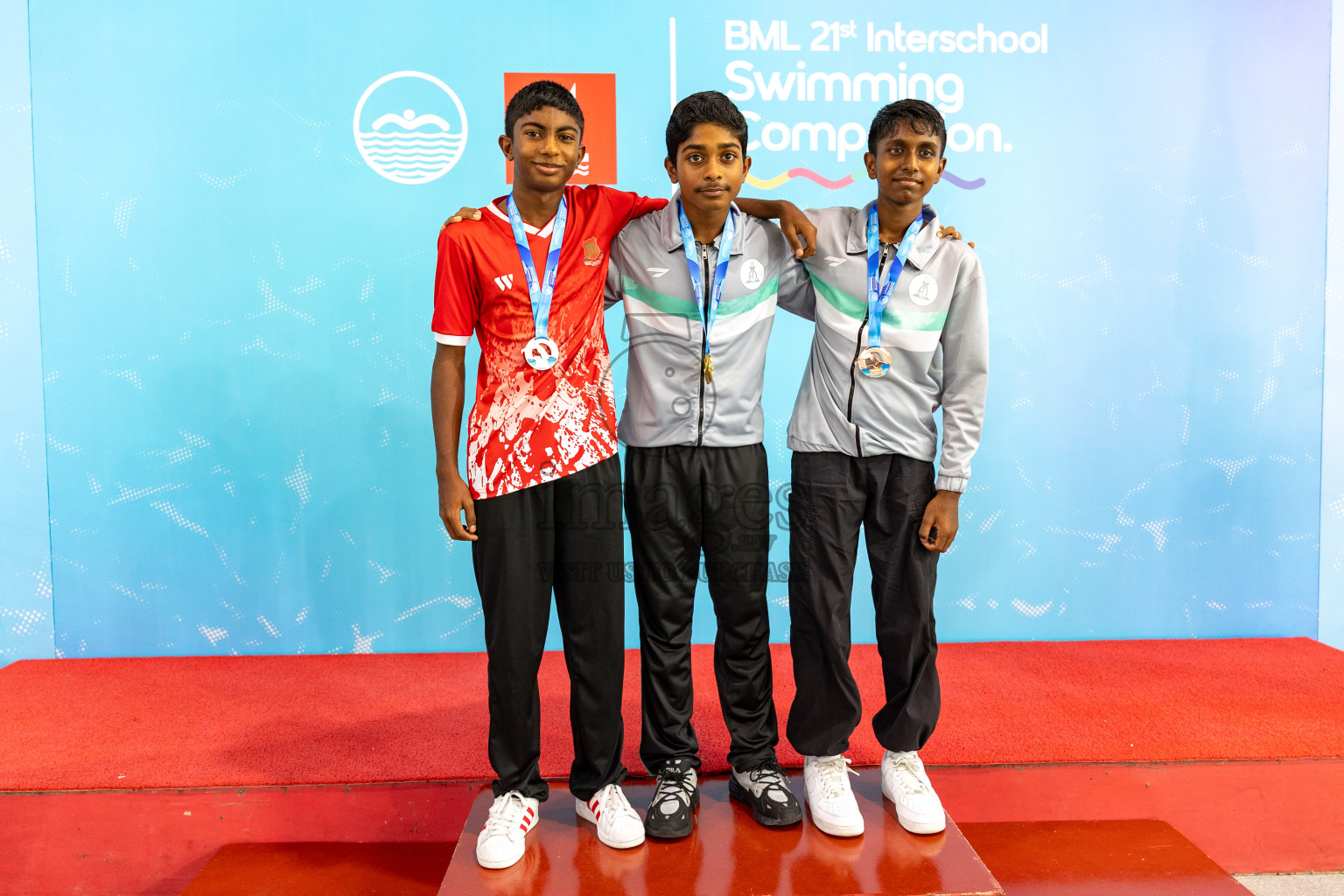 Closing Ceremony of BML 21st Interschool Swimming Competition 2025 .was held in Hulhumale' Swimming Pool, Hulhumale', Maldives on Saturday, 18th October 2025. 
Photos: Hassan Simah / images.mv