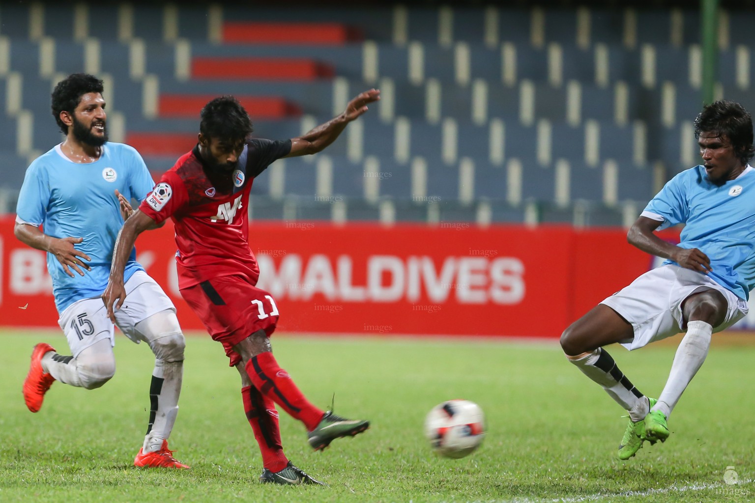 Ooredoo Dhivehi Premier League 2017, Milandhoo FC vs Thinadhoo FT 17th September 2017, Male , Maldives. Sunday (images.mv Photos /Abdulla Abeedh)