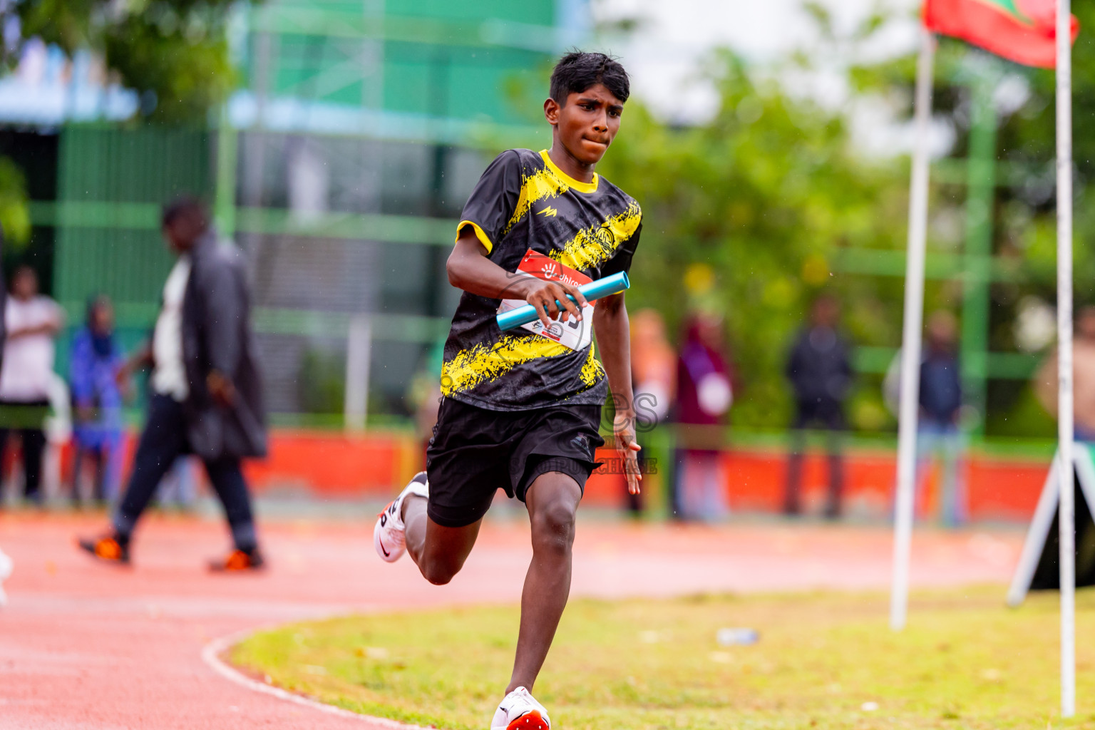 Day 6 of Inter-school Athletics Championship 2025 held in Ekuveni Synthetic Track, Male', Maldives on Sunday, 12th October 2025. Photos by: Nausham Waheed / Images.mv