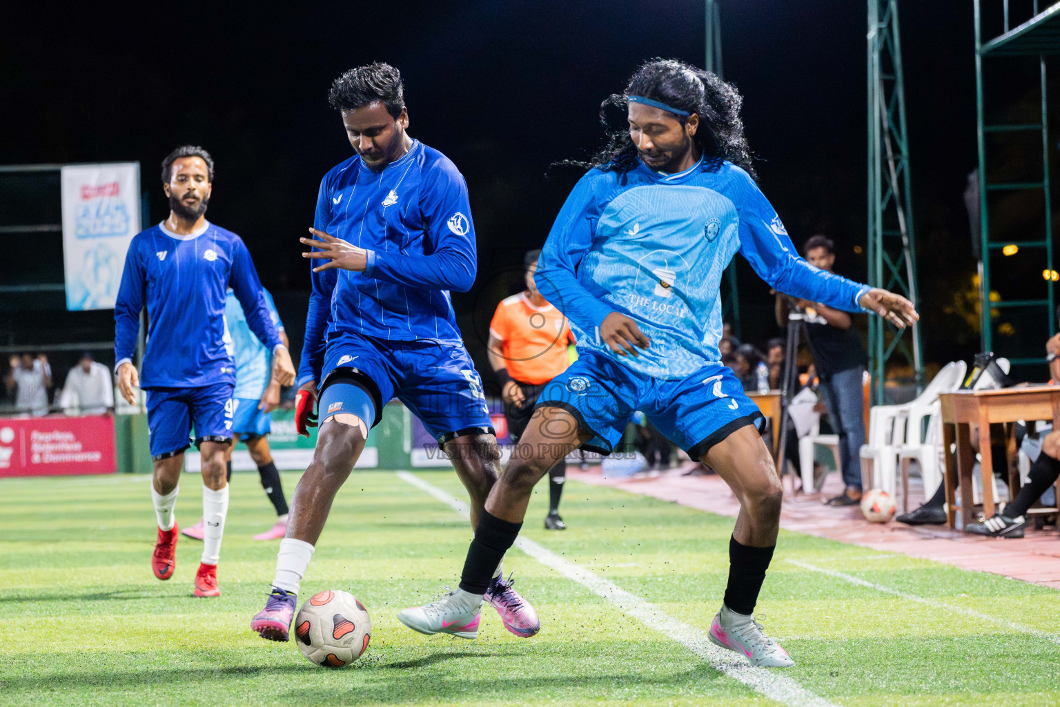 Foemathi VS Laamu Blues in Day 3 - Fonadhoo Youth Futsal Challenge 2025 held in Fonadhoo Futsal Stadium, L. Fonadhoo, Maldives on Tuesdat, 28th October 2025 Photos: Arif Rasheed / images.mv