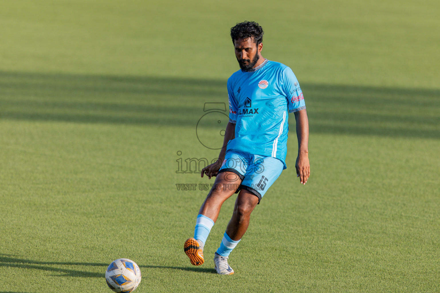 Irumathi FC VS Middle East in Day 5 of Eydhafushi Cup 2025 held in Eydhafushi Football Stadium at B. Eydhafushi, Maldives on Tuesday, 9th September 2025. Photos: Arif Rasheed / images.mv
