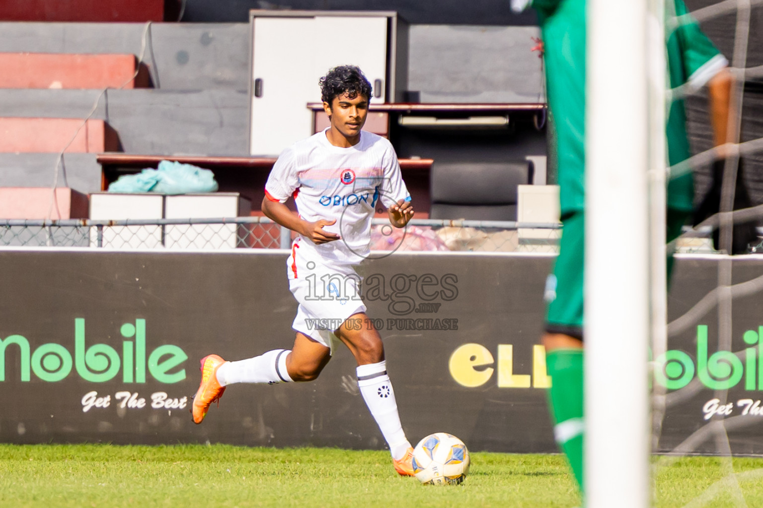 Odi Sports Club vs Mahibadhoo Sports Club in the FAM League Cup 2025 held at National Football Stadium, Male', Maldives on Friday, 9th May 2025. Photos By: Nausham Waheed / images.mv
