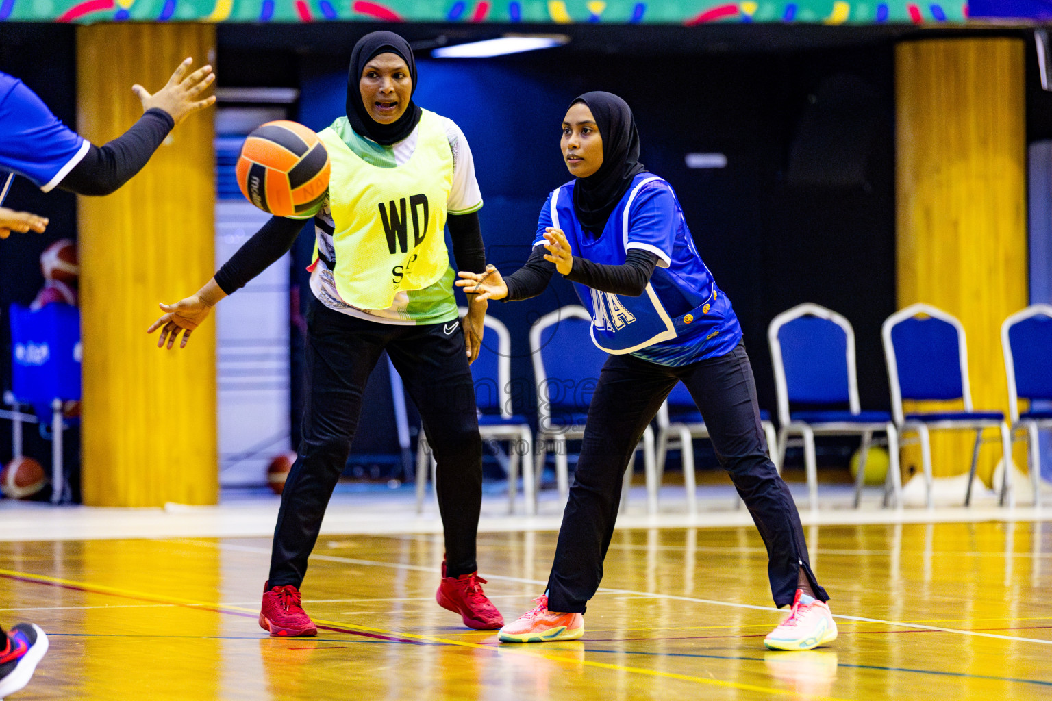 Kulhudhuffushi Youth & Recreation Club vs Club Green StreetDay 2 of 21st National Netball Tournament was held in Social Canter at Male', Maldives on Friday, 18th May 2024. Photos: Nausham Waheed / images.mv