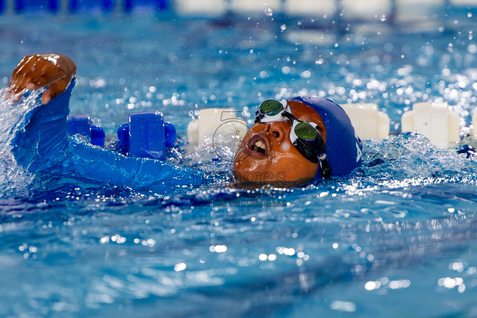 Day 1 of BML 5th National Swimming Kids Festival 2024 held in Hulhumale', Maldives on Monday, 18th November 2024. Photos: Nausham Waheed / images.mv