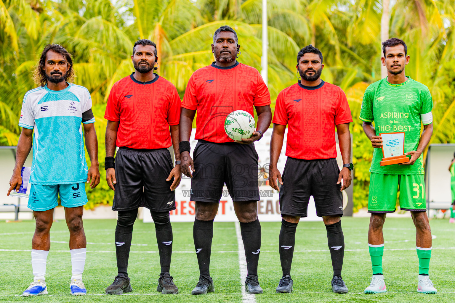 Varu vs Bandos in Semi Finals of Resort League 2025 (North Male Zone) was held on Wednesday, 24th September 2025 in One And Only Reethi Rah Maldives Resort, Photos: Areef Adam / images.mv