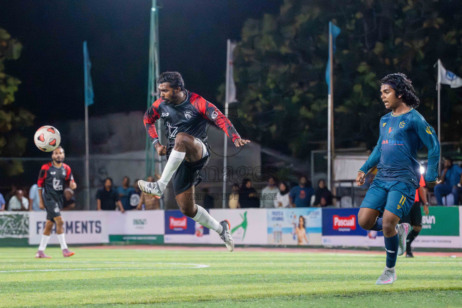 G Star SC VS BGSC in Day 1 - Fonadhoo Youth Futsal Challenge 2025 was held in Fonadhoo Futsal Stadium, L. Fonadhoo, Maldives on Sunday, 26th October 2025 Photos: Arif Rasheed / images.mv