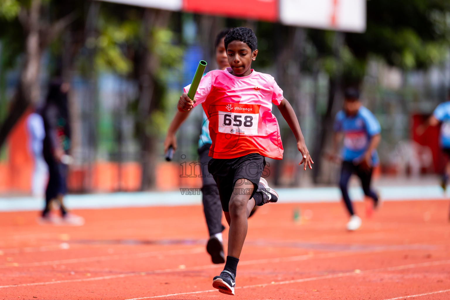 Day 6 of Inter-school Athletics Championship 2025 held in Ekuveni Synthetic Track, Male', Maldives on Sunday, 12th October 2025. Photos by: Nausham Waheed / Images.mv