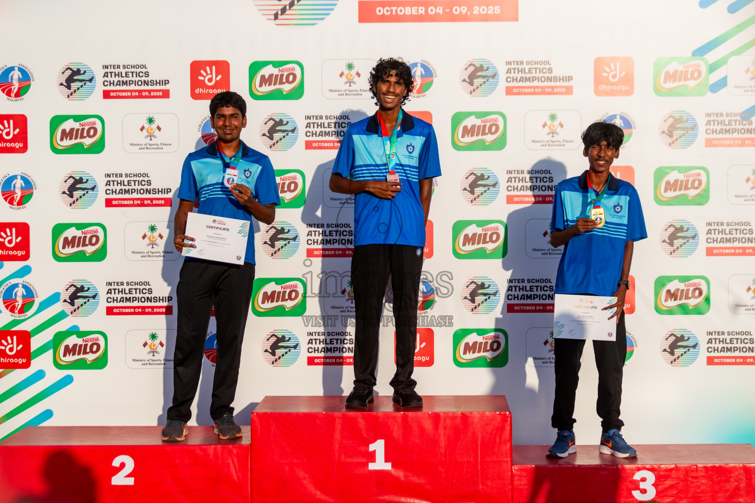 Day 2 of Inter-school Athletics Championship 2025 held in Ekuveni Synthetic Track, Male', Maldives on Tuesday, 07th October 2025. Photos by: Riza / Images.mv