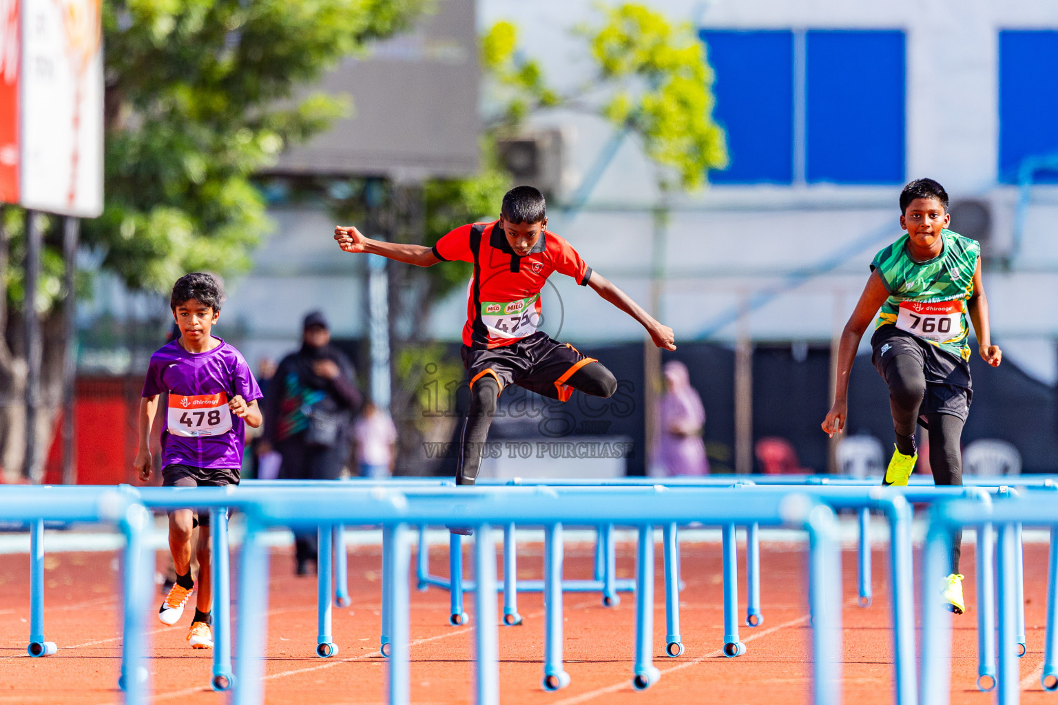 Day 2 of Inter-school Athletics Championship 2025 held in Ekuveni Synthetic Track, Male', Maldives on Tuesday, 07th October 2025. Photos by: Areef Adam / Images.mv