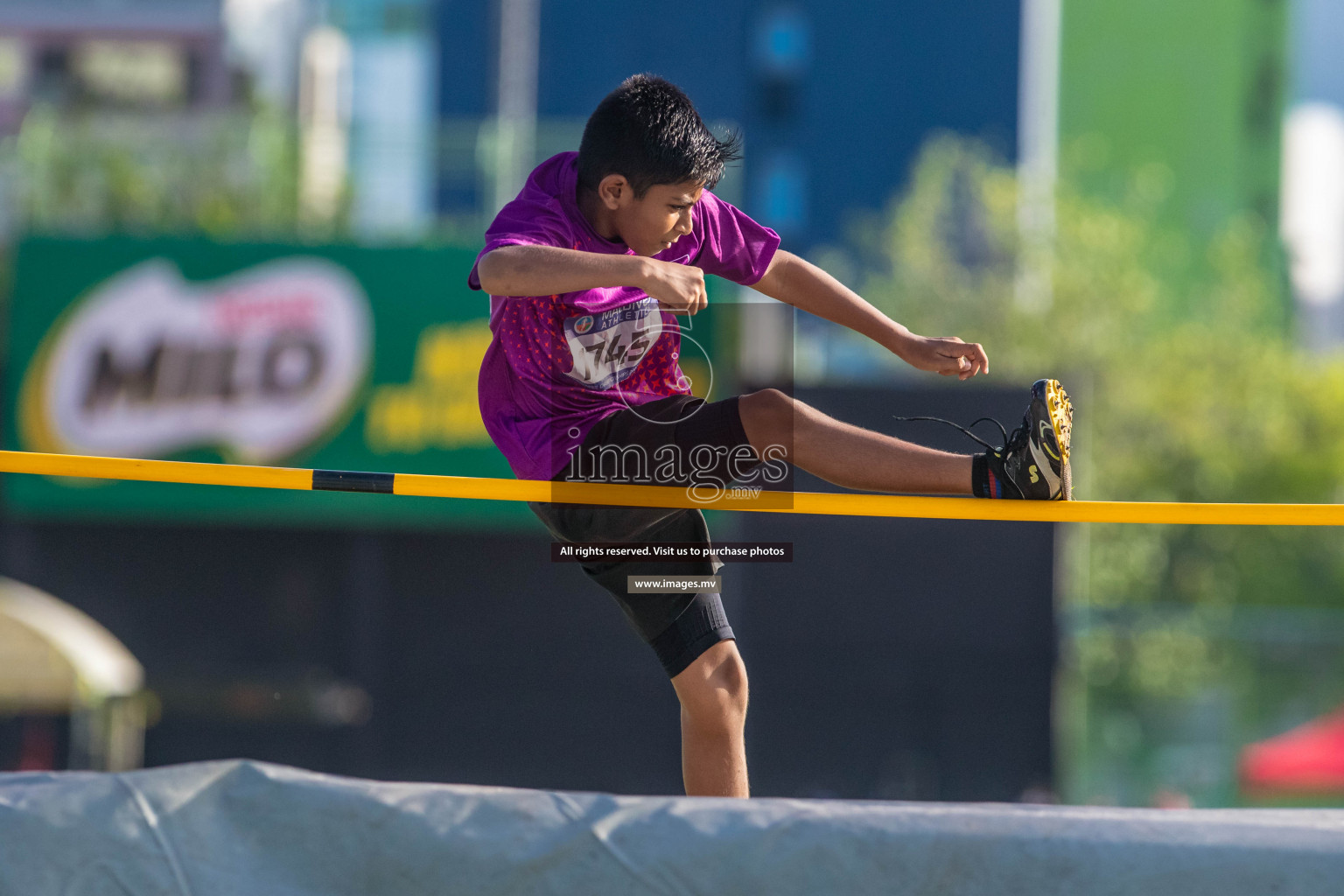 Day 2 of Inter-School Athletics Championship held in Male', Maldives on 24th May 2022. Photos by: Nausham Waheed / images.mv