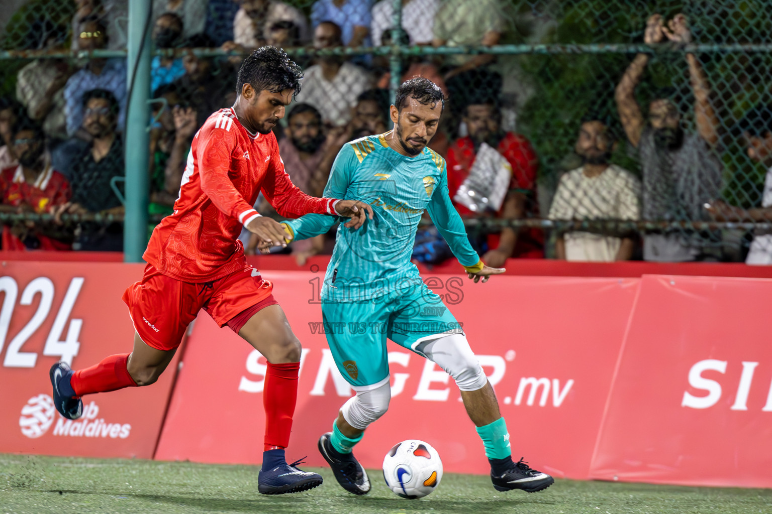 Maldivian vs Ooredoo in Club Maldives Cup 2024 held in Rehendi Futsal Ground, Hulhumale', Maldives on Thursday, 3rd October 2024.
Photos: Ismail Thoriq / images.mv