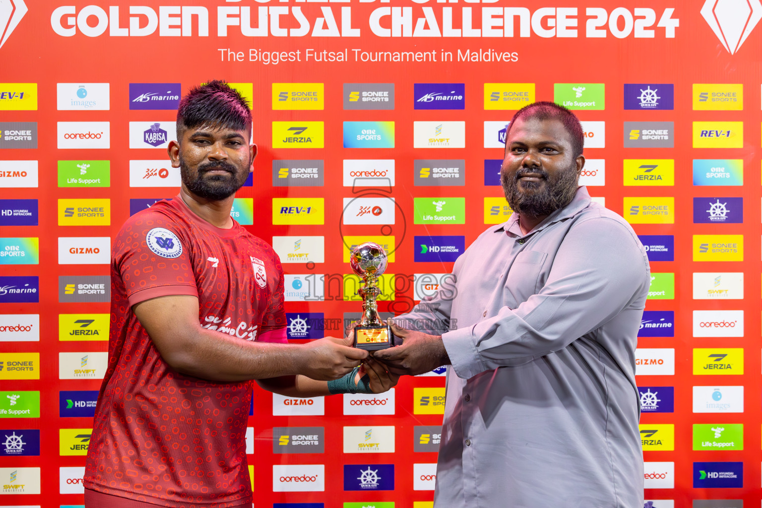 M Mulak vs F Bilehdhoo on Day 36 of Golden Futsal Challenge 2024 was held on Wednesday, 21st February 2024, in Hulhumale', Maldives
Photos: Ismail Thoriq, / images.mv