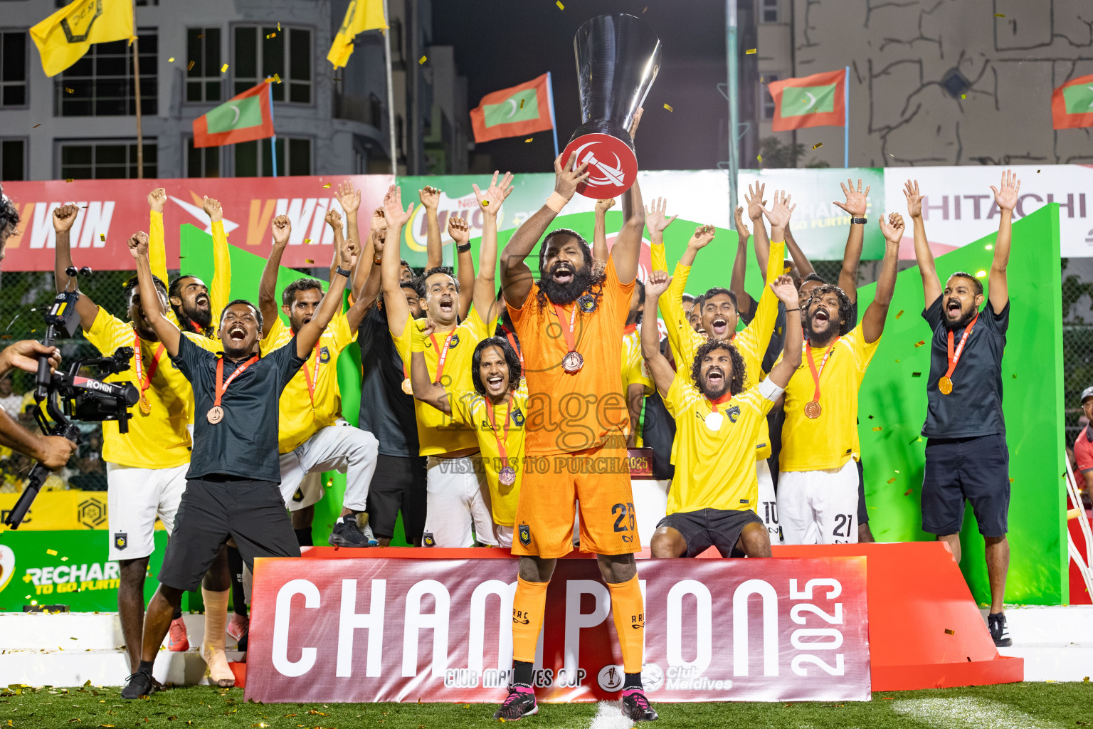RRC vs STO RC in the Finals of Club Maldives Cup 2025 was held in Rehendhi Futsal Ground, Hulhumale', Maldives on Saturday, 25th October 2025. 
Photos: Hassan Simah / images.mv