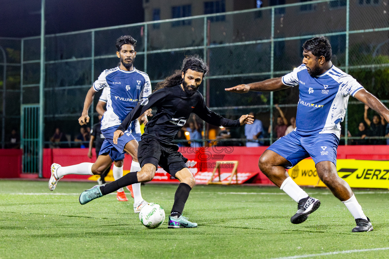 Roseware vs Villa Travels in Day 7 of Office League 2025 was held on Tuesday, 22nd April 2025 in Hulhumale', Maldives. Photos: Nausham Waheed / images.mv
