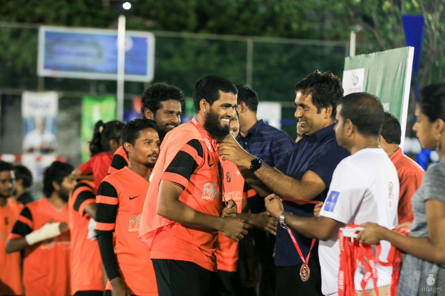 Finals of Club Maldives Cup Futsal Tournament between MPL and MRDC in Male', Maldives, Monday, May 08, 2017. (Images.mv Photo/ Hussain Sinan). 