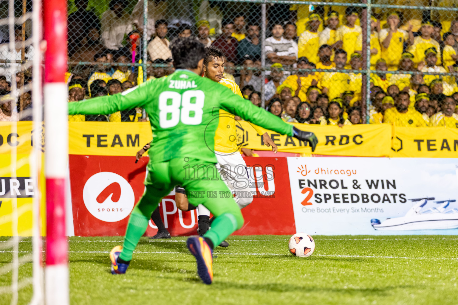 RRC vs STO RC in the Finals of Club Maldives Cup 2025 was held in Rehendhi Futsal Ground, Hulhumale', Maldives on Saturday, 25th October 2025. 
Photos: Hassan Simah / images.mv