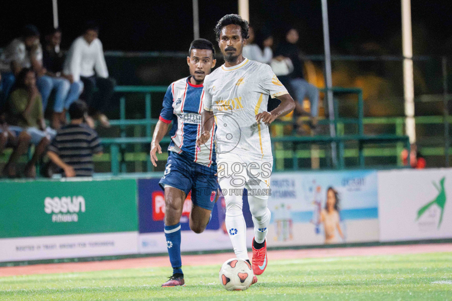 Maahinne UTD VS Lecrose SC in Day 2 - Fonadhoo Youth Futsal Challenge 2025 held in Fonadhoo Futsal Stadium, L. Fonadhoo, Maldives on Monday, 27th October 2025 Photos: Arif Rasheed / images.mv