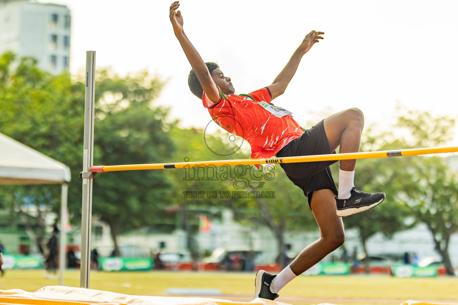 Day 2 of Inter-school Athletics Championship 2025 held in Ekuveni Synthetic Track, Male', Maldives on Tuesday, 07th October 2025. Photos by: Areef Adam / Images.mv