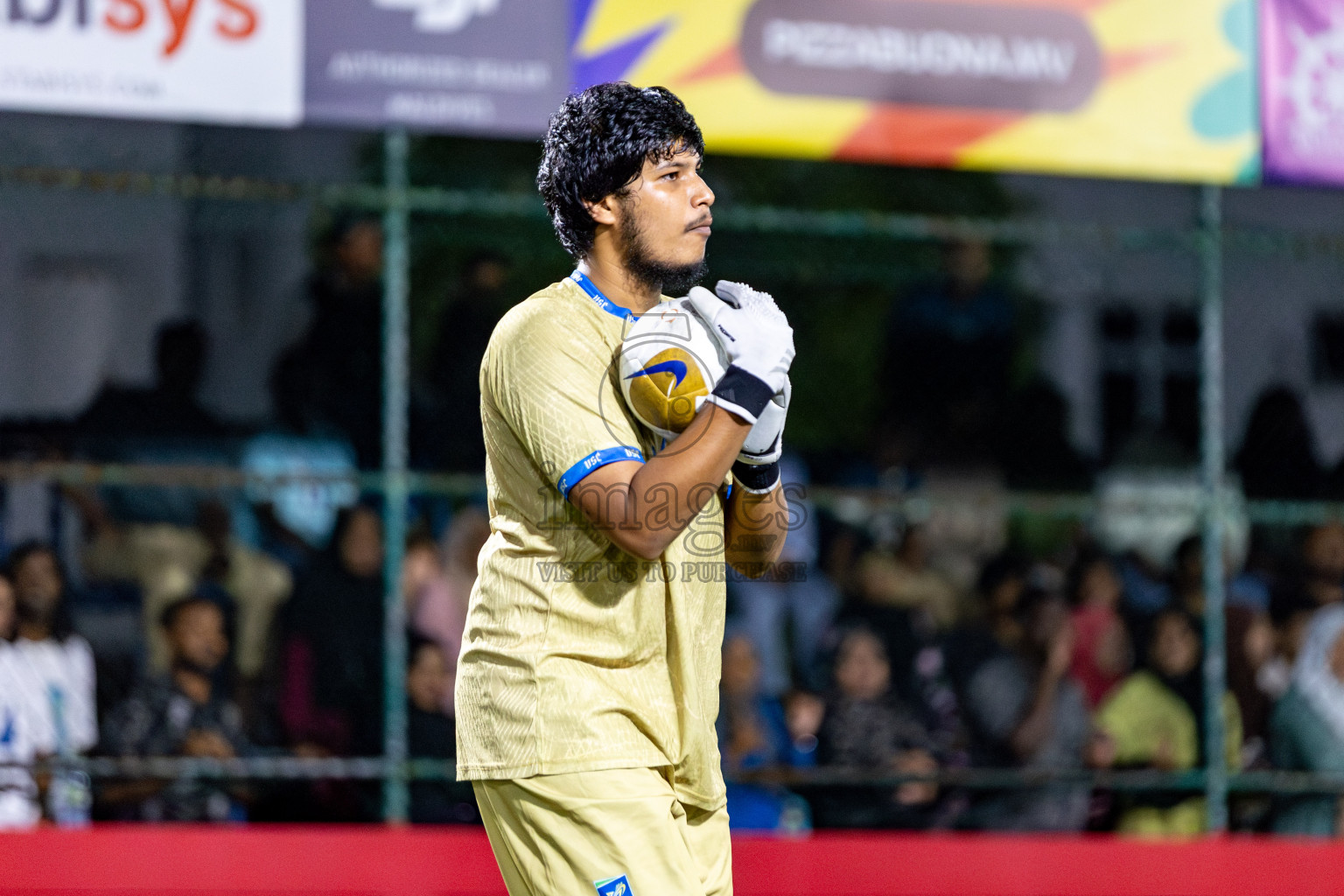 N Holhudhoo vs N Velidhoo in Day 12 of Golden Futsal Challenge 2025 was held on Thursday, 16th January 2025, in Hulhumale', Maldives.
Photos: Hassan Simah / images.mv