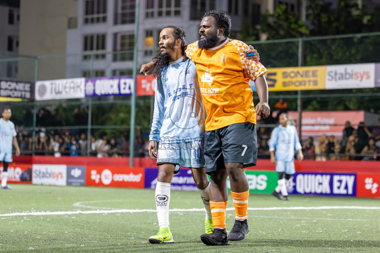ADh Hangnaameedhoo vs ADh Kunburudhoo in Day 15 of Golden Futsal Challenge 2025 was held on Sunday, 19th January 2025, in Hulhumale', Maldives. Photos: Ismail Thoriq / images.mv