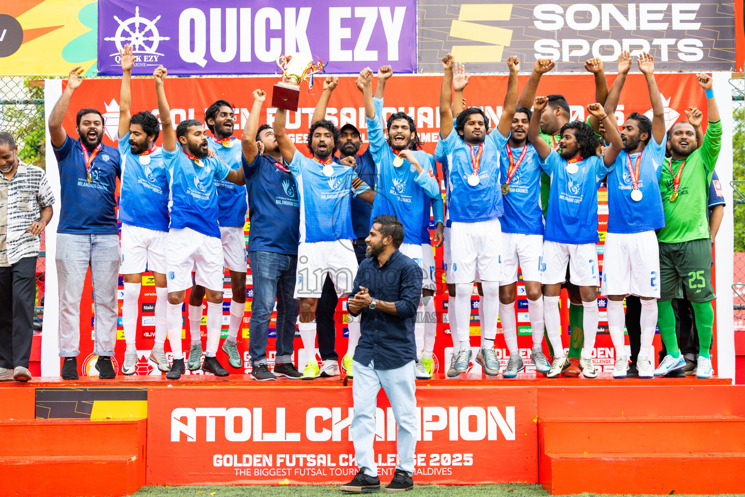 Sh Kanditheemu vs Sh Milandhoo in Day 21 of Golden Futsal Challenge 2025 was held on Saturday , 25th January 2025, in Hulhumale', Maldives.
Photos: Ismail Thoriq / images.mv