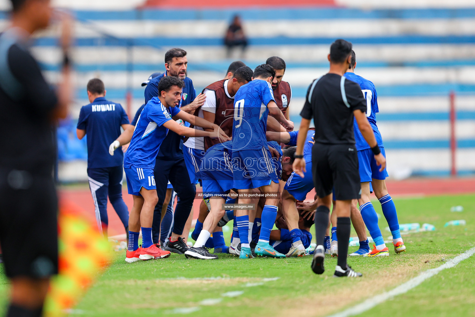 Kuwait vs Bangladesh in the Semi-final of SAFF Championship 2023 held in Sree Kanteerava Stadium, Bengaluru, India, on Saturday, 1st July 2023. Photos: Nausham Waheed, Hassan Simah / images.mv