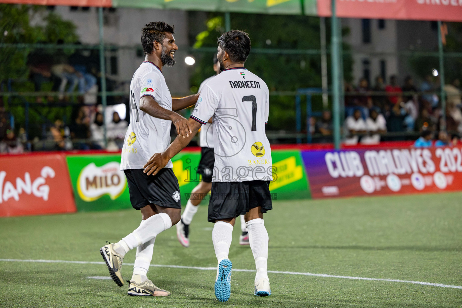 DHAAKHILY CLUB vs KULHIVARU VUZARA CLUB in Club Maldives Classic 2024 held in Rehendi Futsal Ground, Hulhumale', Maldives on Thursday, 12th September 2024. 
Photos: Hassan Simah / images.mv