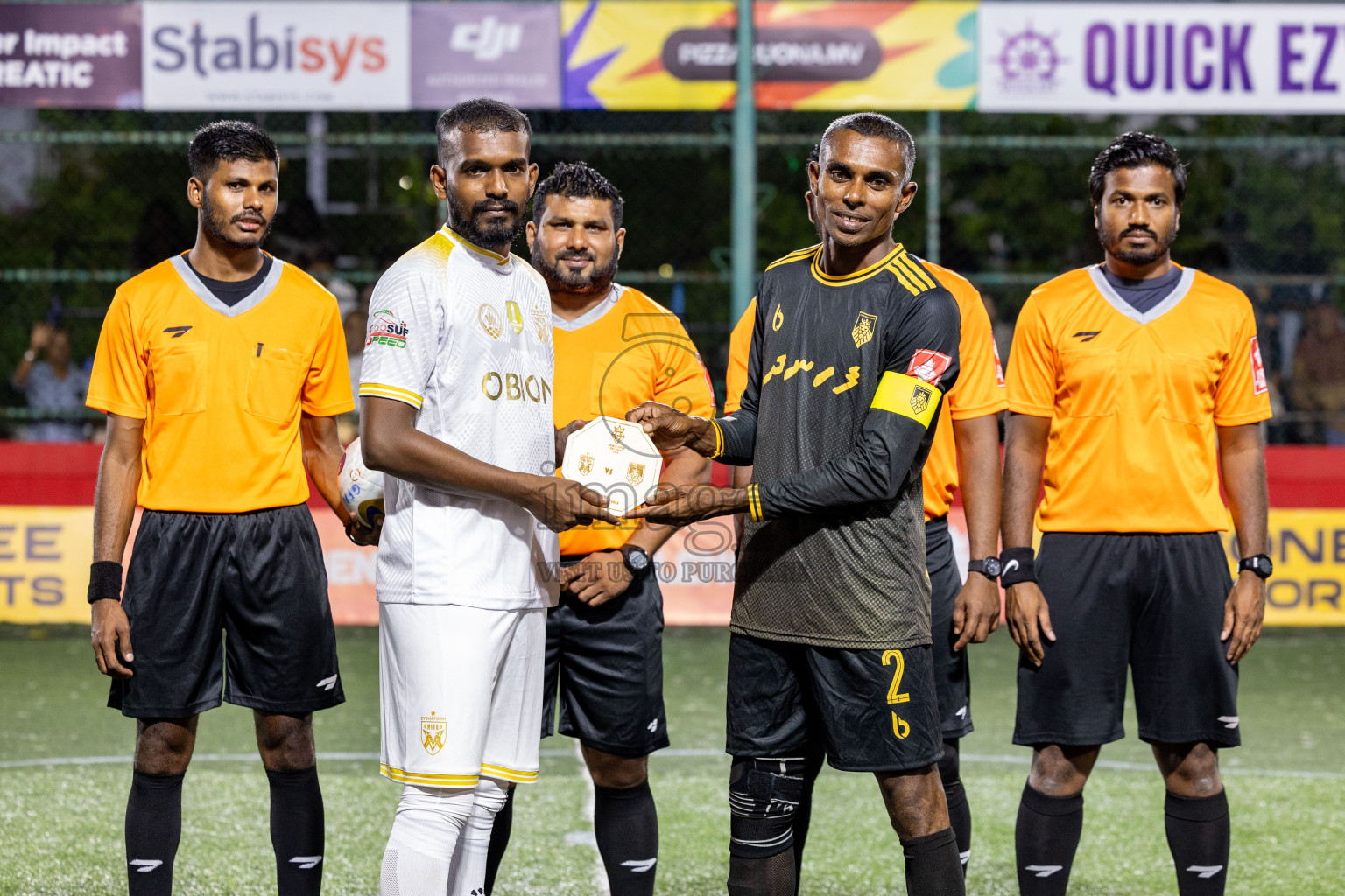 B Fehendhoo VS B Eydhafushi in Day 21 of Golden Futsal Challenge 2025 was held on Saturday, 25 January 2025, in Hulhumale', Maldives. 
Photos: Hassan Simah / images.mv