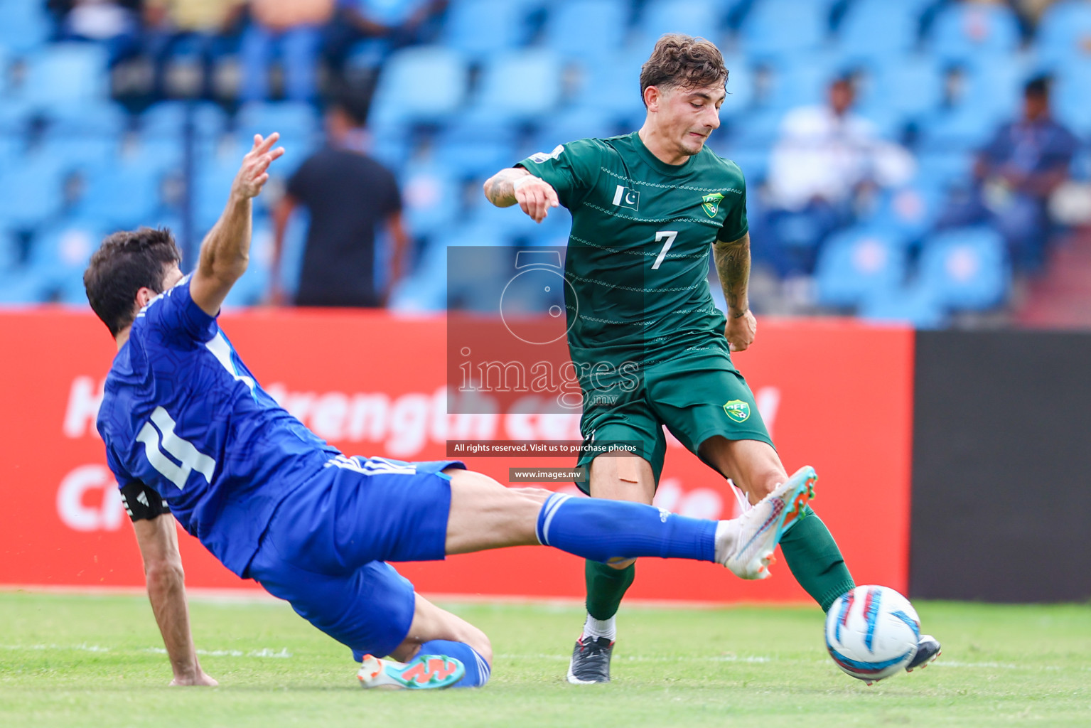 Pakistan vs Kuwait in SAFF Championship 2023 held in Sree Kanteerava Stadium, Bengaluru, India, on Saturday, 24th June 2023. Photos: Hassan Simah / images.mv