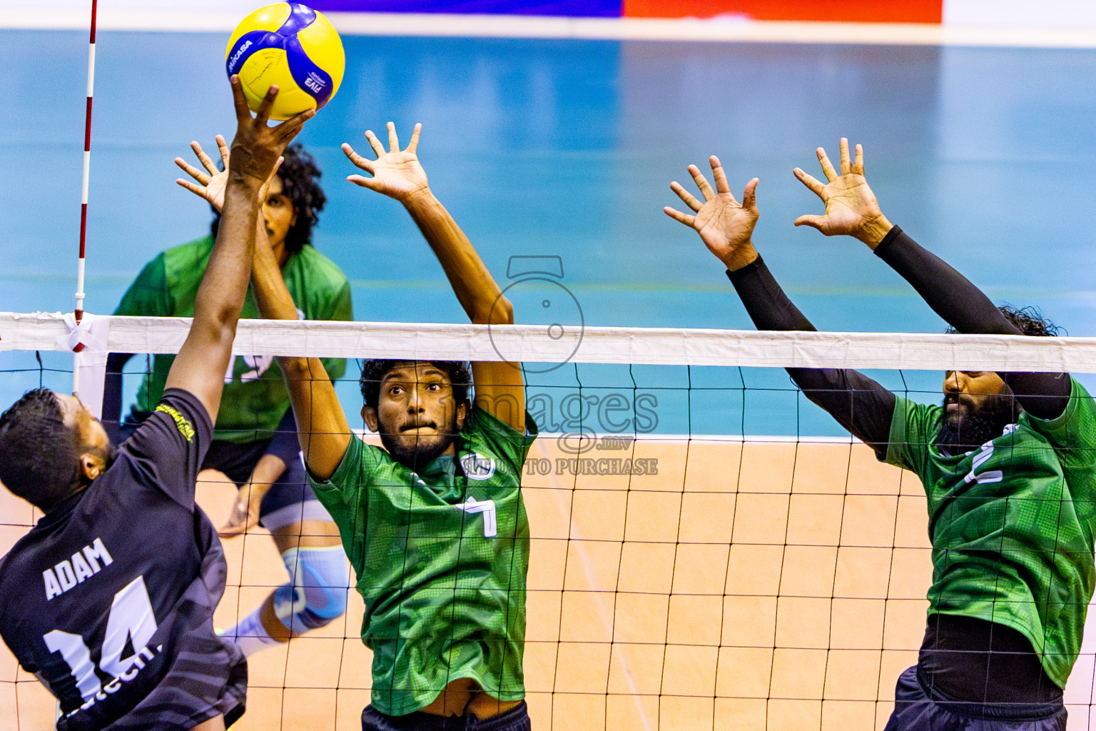 Day 2 of MILO VAM Cup 2024 Men's Division was held in Social Center Indoor Hall on Tuesday, 29th October 2024. Photos: Nausham Waheed / images.mv