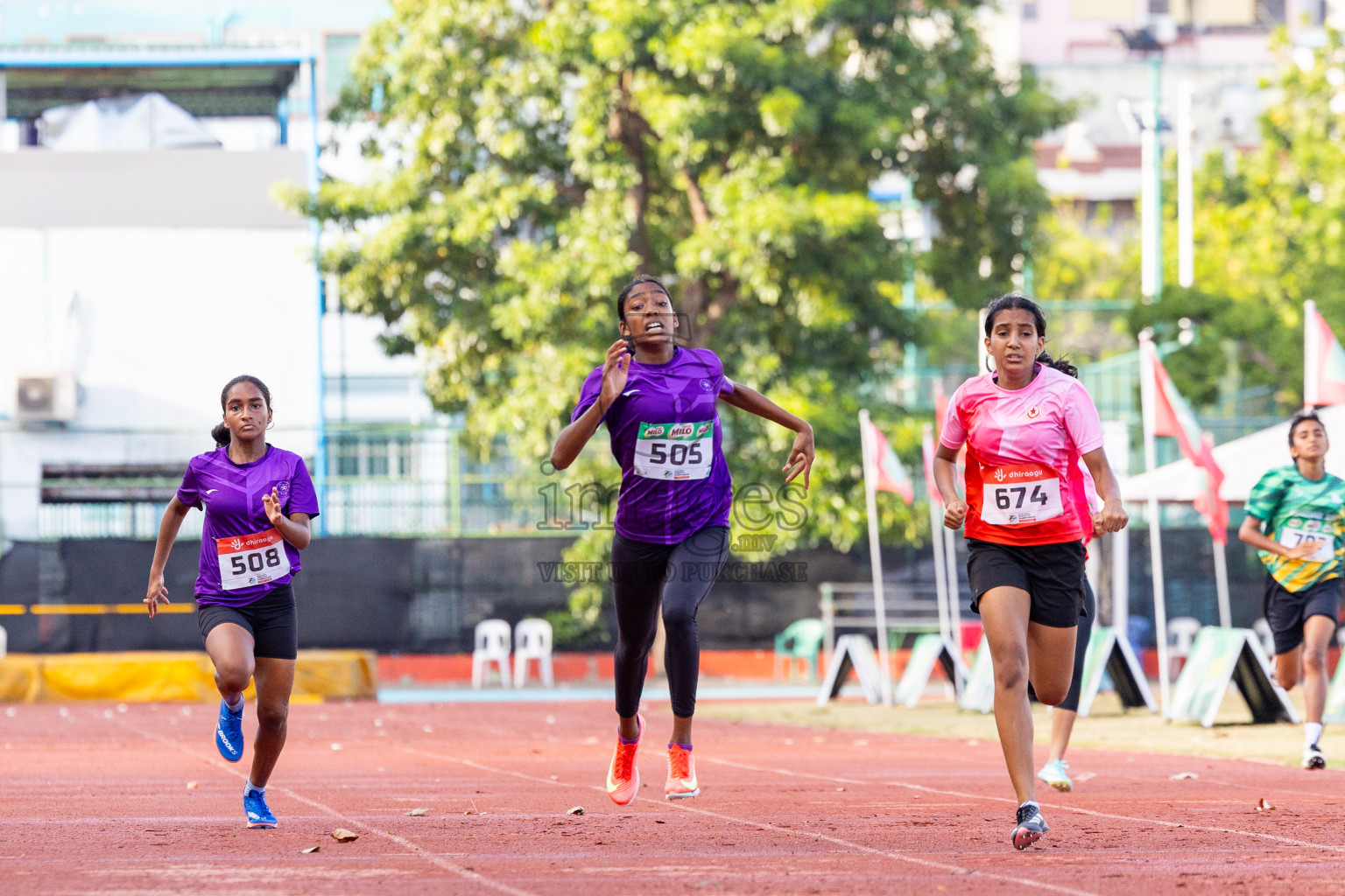 Day 4 of Inter-school Athletics Championship 2025 held in Ekuveni Synthetic Track, Male', Maldives on Thursday, 09th October 2025. Photos by: Raaif Yoosuf / Images.mv