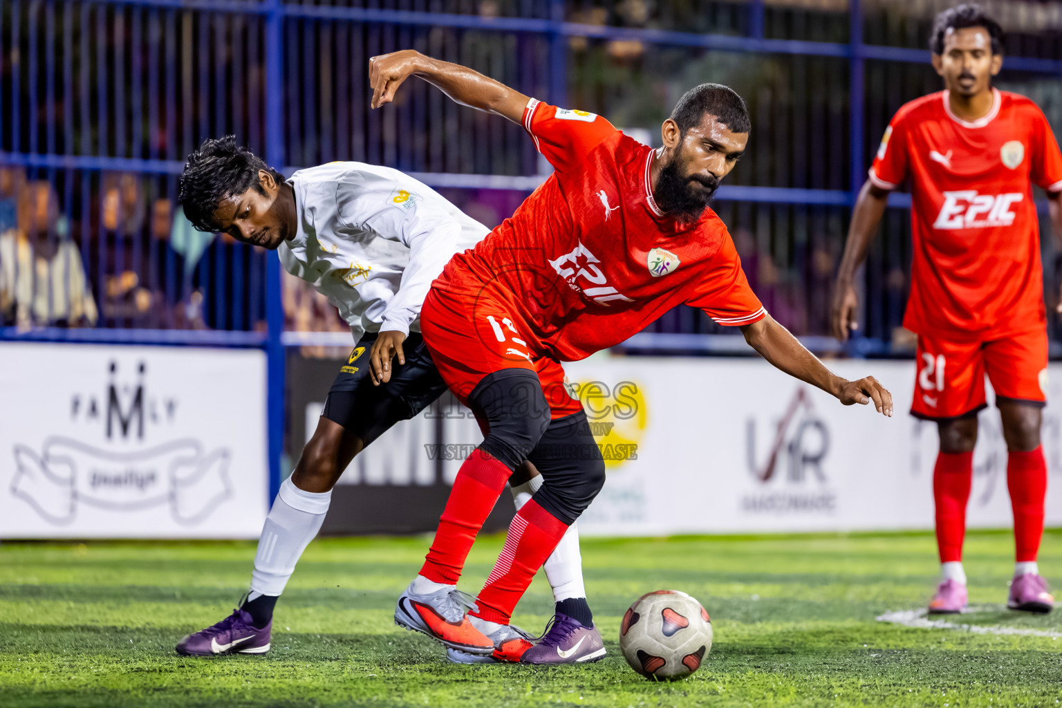 Kudarikilu vs Dharavandhoo in Day 4 of Better in Baa Futsal Fiesta 2025 Men's division held in B. Eydhafushi, Maldives on Saturday, 8th November 2025. Photos: Nausham Waheed / images.mv