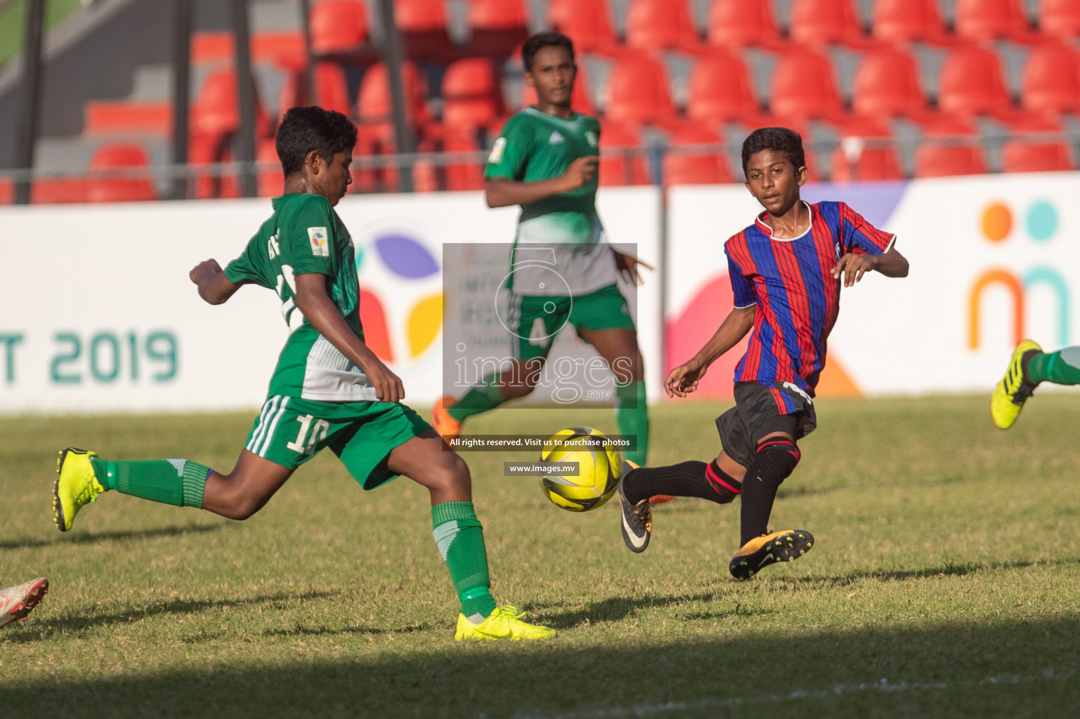 Muhyiddin School vs Aminiyya School in Mamen Inter-School Football Tournament 2019 (U15) on 9th March 2019, in Male' Maldives (Images.mv Photo: Suadh Abdul Sattar)
