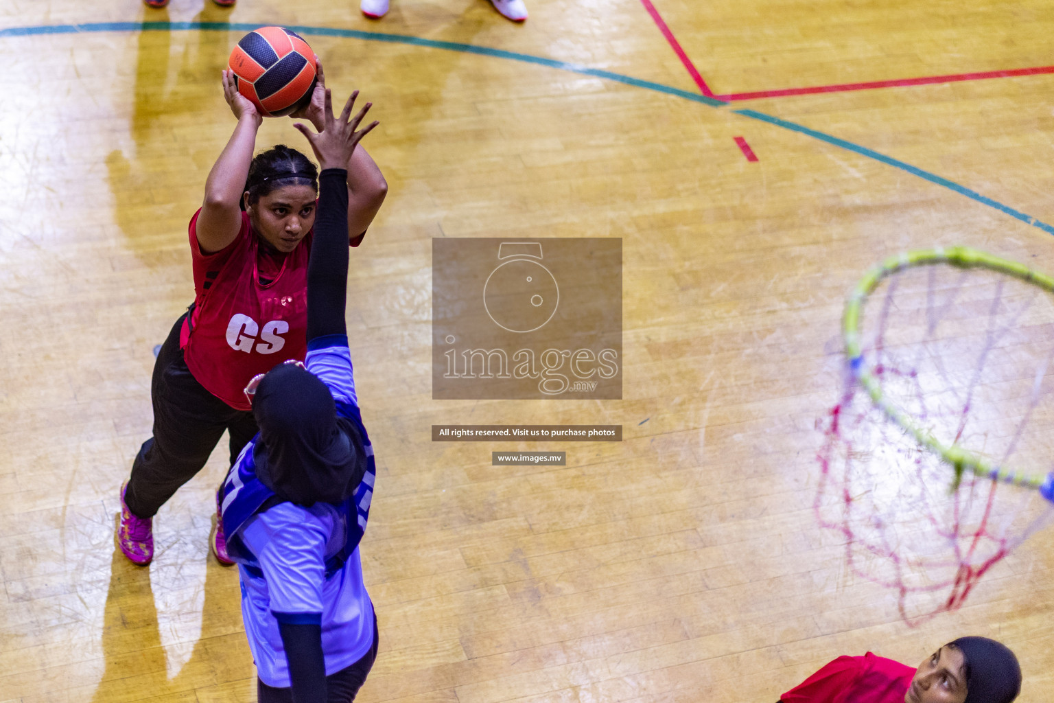 Lorenzo Sports Club vs Vyansa in the Milo National Netball Tournament 2022 on 18 July 2022, held in Social Center, Male', Maldives. Photographer: Shuu, Hassan Simah / Images.mv