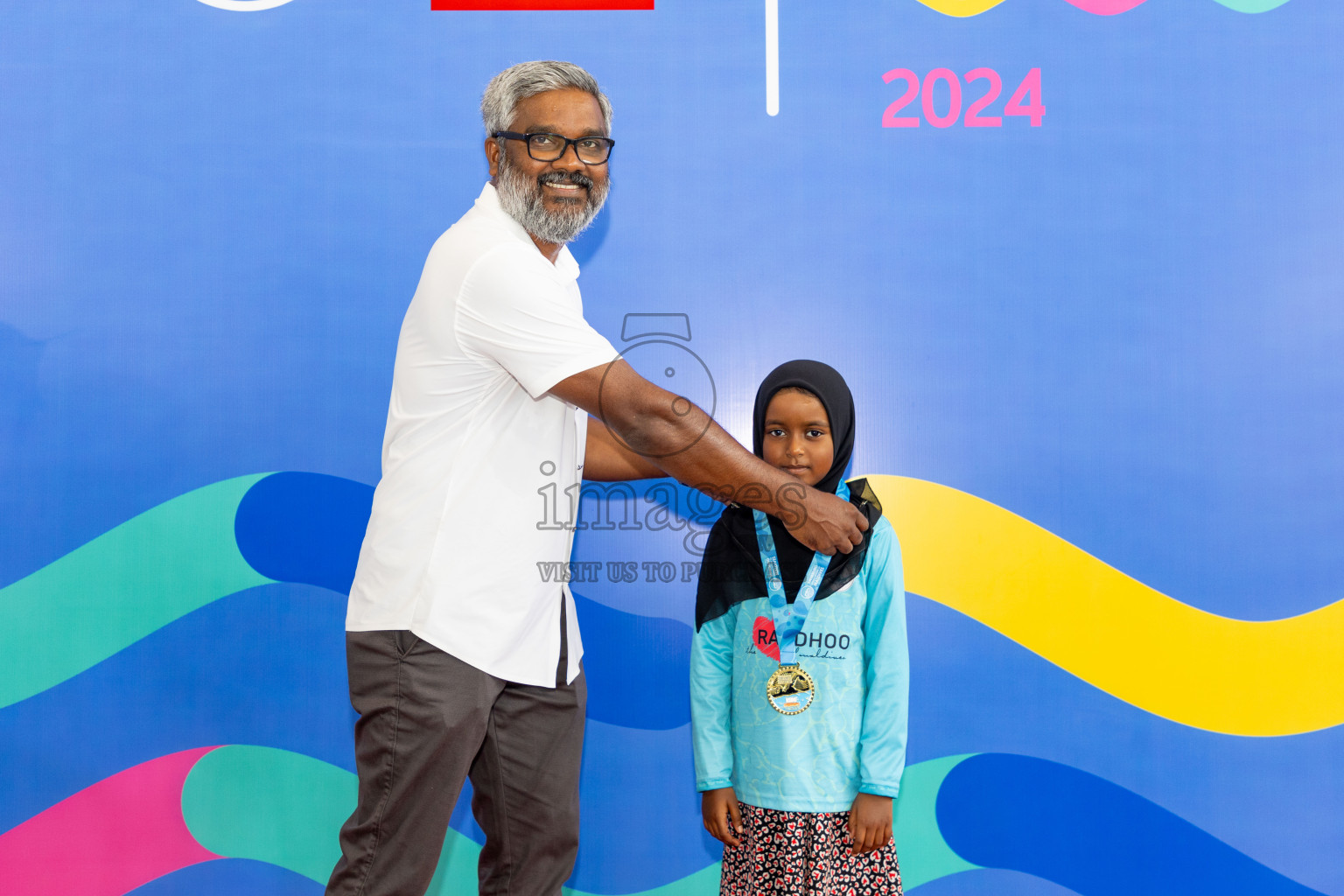 Closing of BML 5th National Swimming Kids Festival 2024 held in Hulhumale', Maldives on Saturday, 23rd November 2024.
Photos: Ismail Thoriq / images.mv