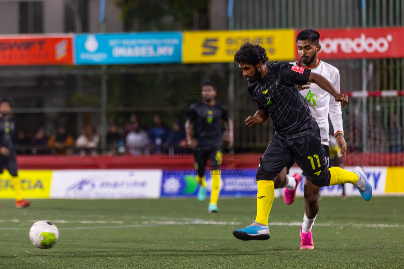 HDh Finey vs HDh Vaikaradhoo in Day 10 of Golden Futsal Challenge 2024 was held on Tuesday, 23rd January 2024, in Hulhumale', Maldives
Photos: Ismail Thoriq / images.mv