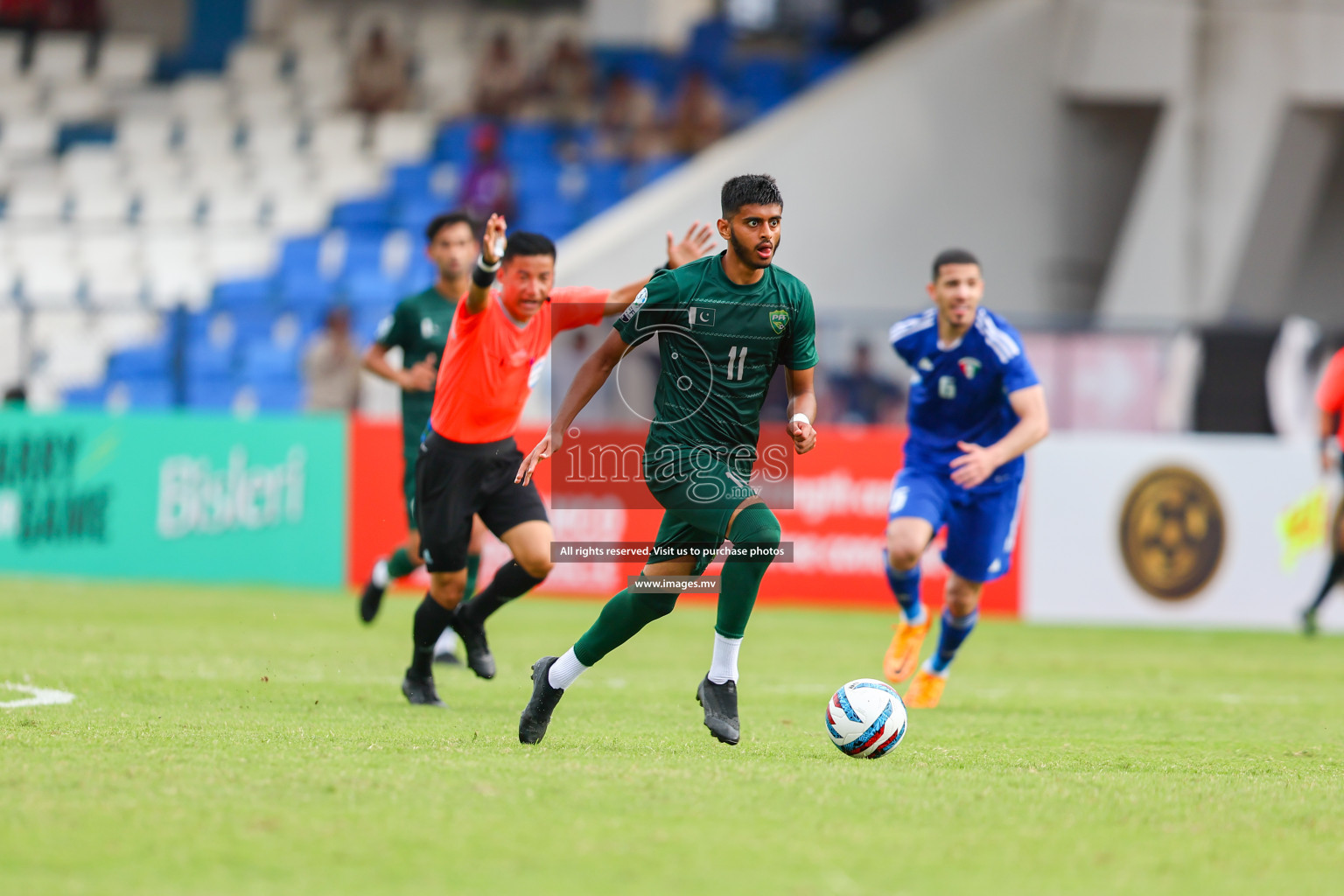 Pakistan vs Kuwait in SAFF Championship 2023 held in Sree Kanteerava Stadium, Bengaluru, India, on Saturday, 24th June 2023. Photos: Nausham Waheed, Hassan Simah / images.mv