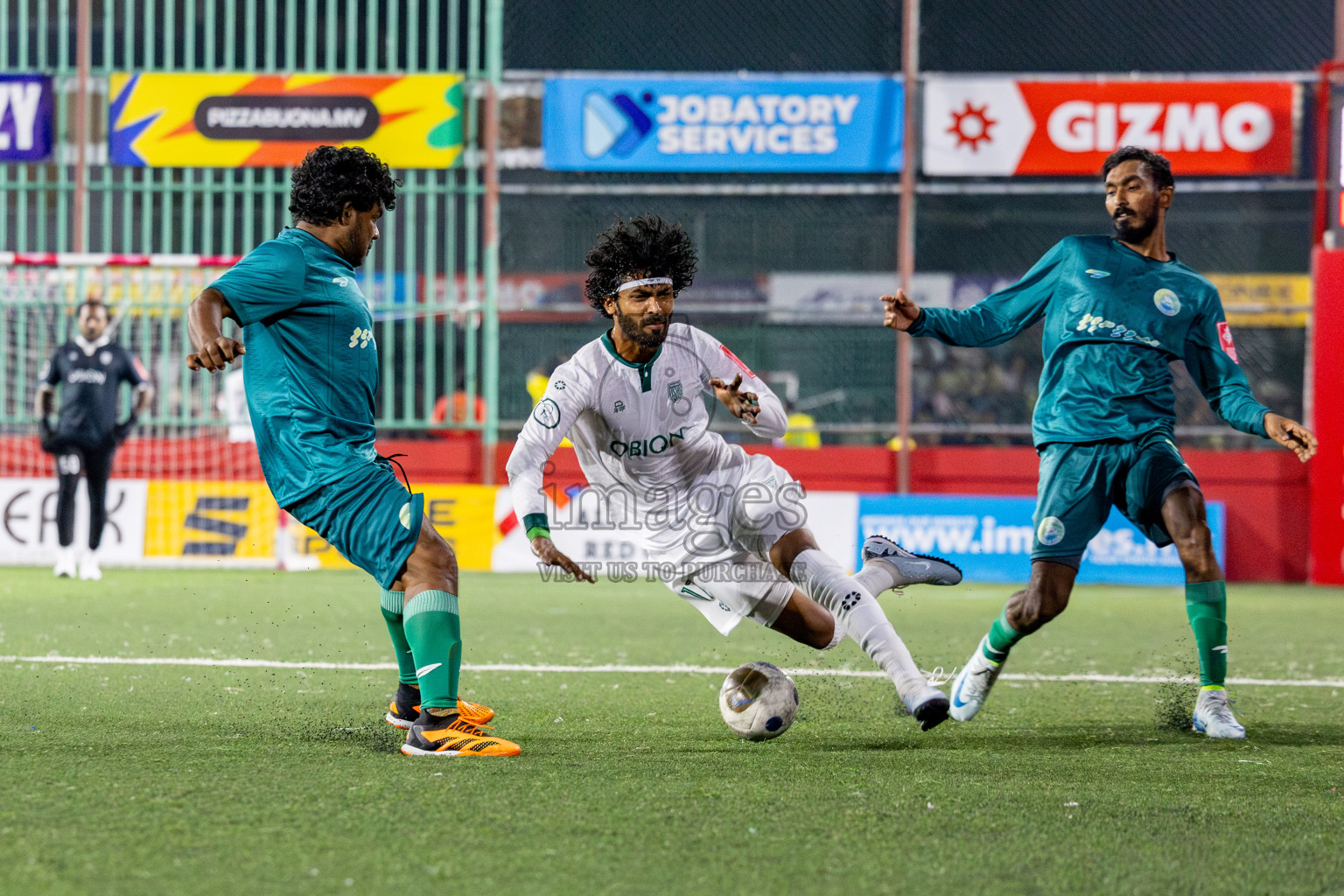 GA. Villingili VS Dhadimagu in zone round on Day 32 of Golden Futsal Challenge 2025 was held on Wednesday , 5th February 2025, in Hulhumale', Maldives. 
Photos: Hassan Simah / images.mv