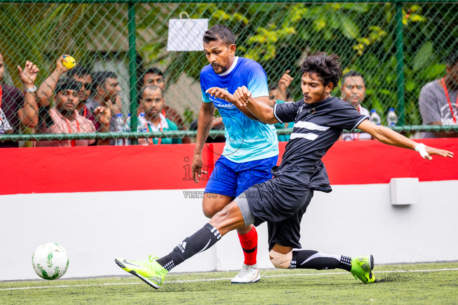 Iruveli vs Kandima in Day 5 of Resort League 2025 (Dhaalu Zone) was held on Monday, 19th May 2025 in Niyama Private island, Dhaalu Atoll, Maldives. Photos: Nausham Waheed / images.mv