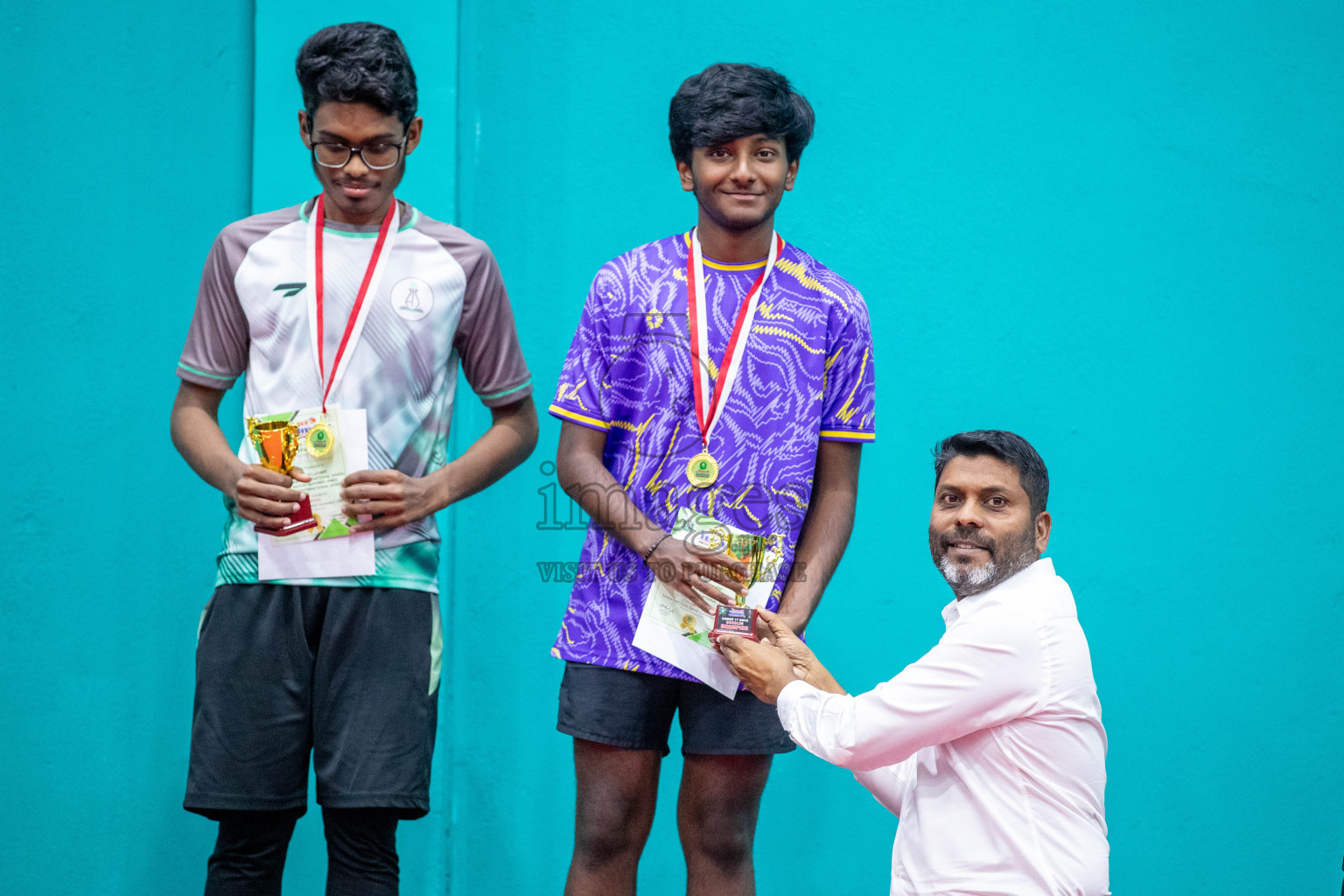 Senior Finals and Awarding ceremony of Interschool Table Tennis Tournament 2024 was held in Male' TT Hall, Male', Maldives on Saturday, 10th August 2024.
Photos: Ismail Thoriq / images.mv