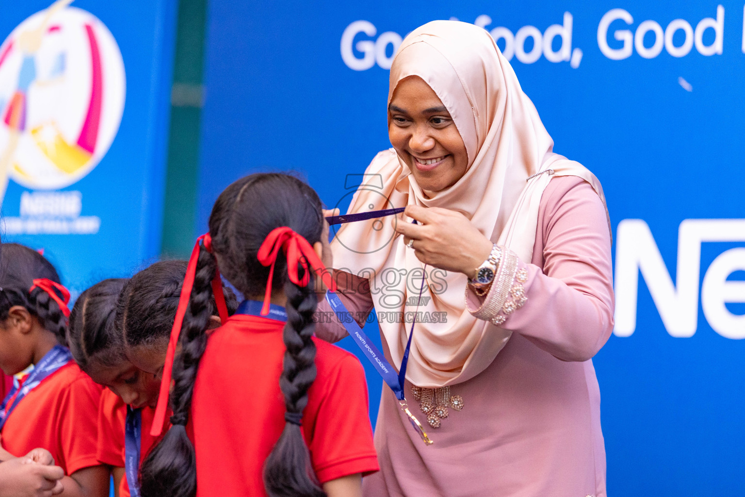 Day 3 of Nestle' Kids Netball Fest 2023 held in Henveyru Stadium, Male', Maldives on Saturday, 2nd December 2023.
Photos: Ismail Thoriq / images.mv