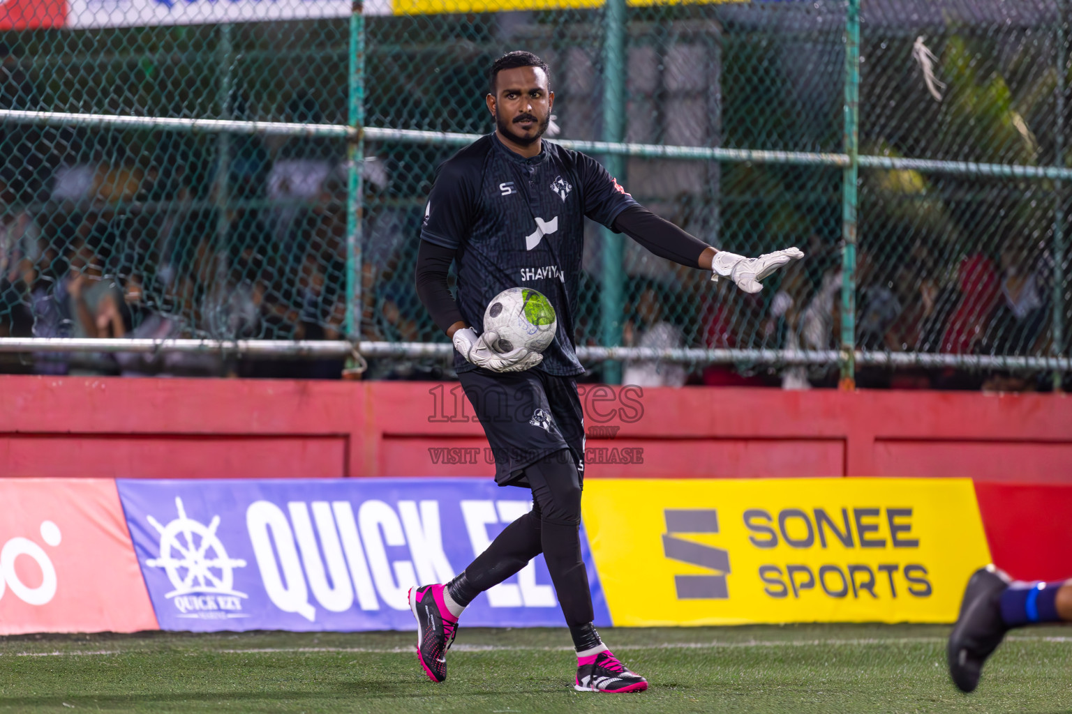 Th Kinbidhoo vs Th Buruni in Day 11 of Golden Futsal Challenge 2024 was held on Thursday, 25th January 2024, in Hulhumale', Maldives
Photos: Ismail Thoriq / images.mv