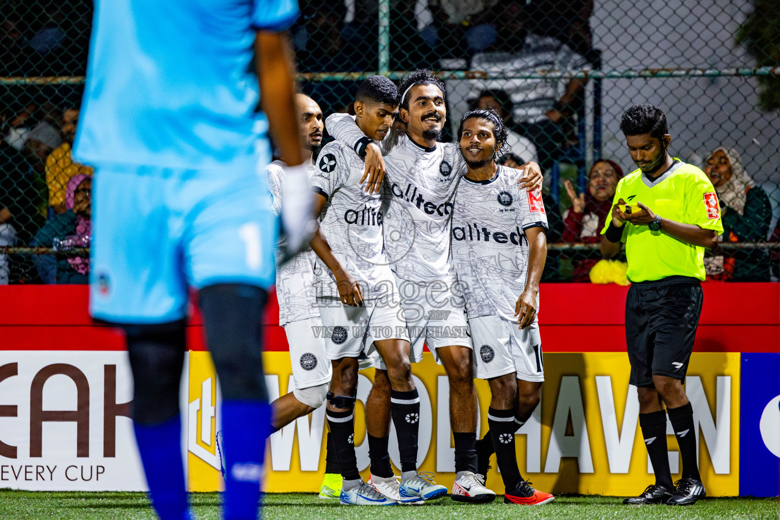GDh Madaveli VS GDh Thinadhoo in Day 7 of Golden Futsal Challenge 2025 was held on Saturday, 11th January 2025, in Hulhumale', Maldives Photos: Nausham Waheed / images.mv