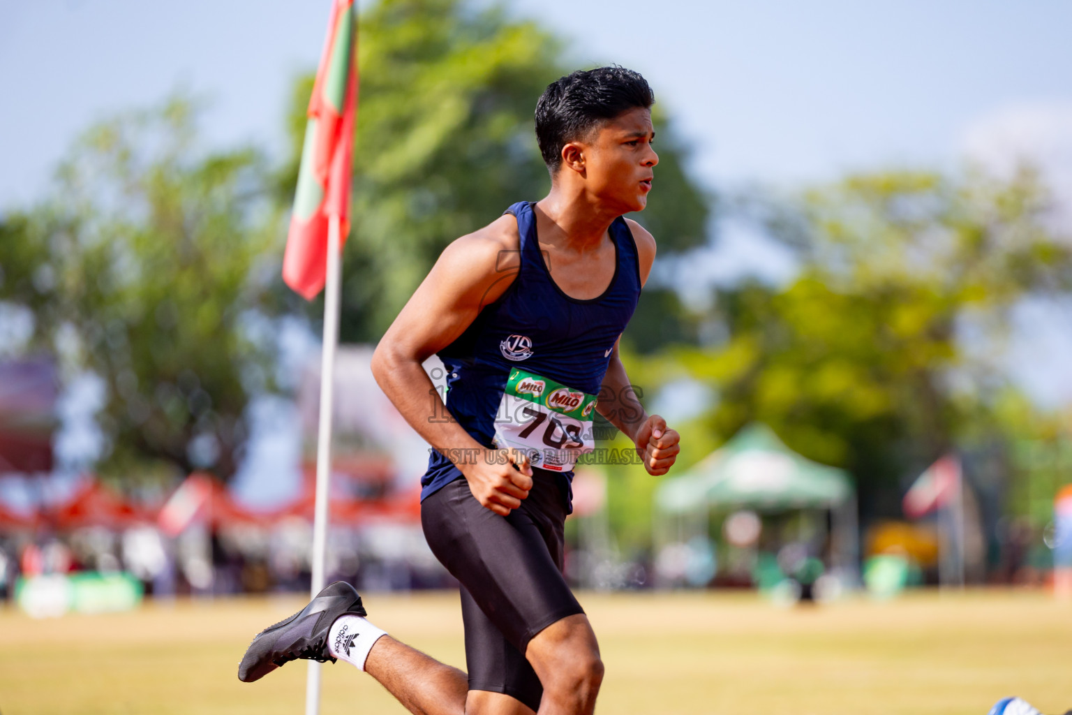 Day 4 of Inter-school Athletics Championship 2025 held in Ekuveni Synthetic Track, Male', Maldives on Thursday, 09th October 2025. Photos by: Nausham Waheed / Images.mv