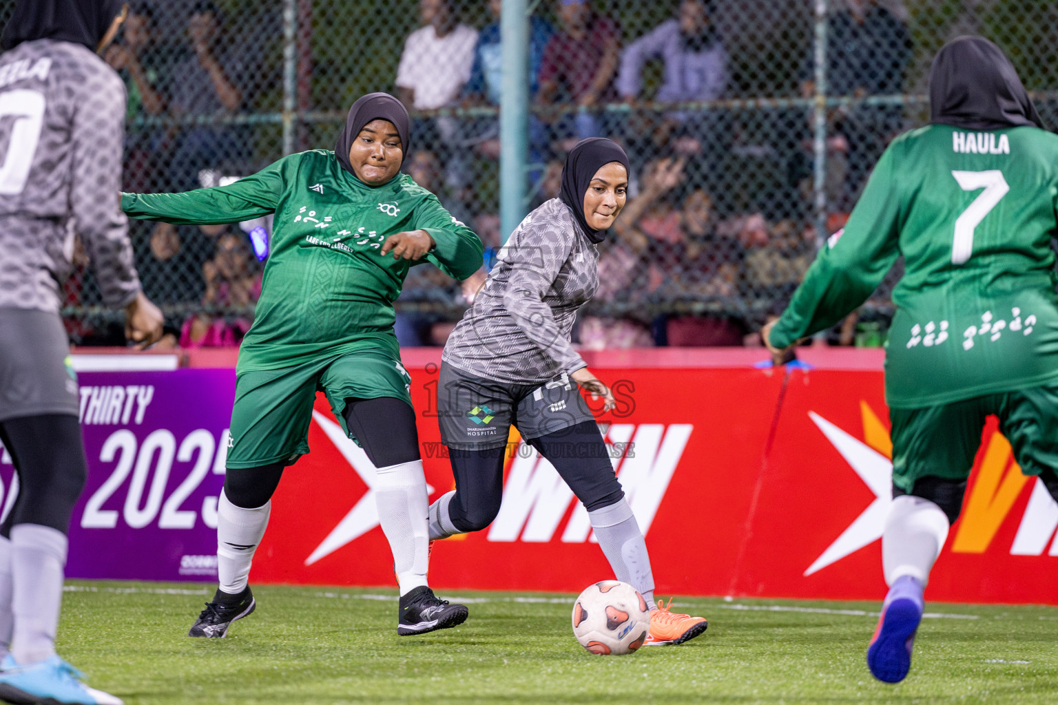 Team Dharumavantha vs Team Badhahi in Eighteen Thirty Classic of Club Maldives Cup 2025 held in Rehendi Futsal Ground, Hulhumale', Maldives on Thursday, 4th September 2025. Photos: Ismail Thoriq / images.mv
