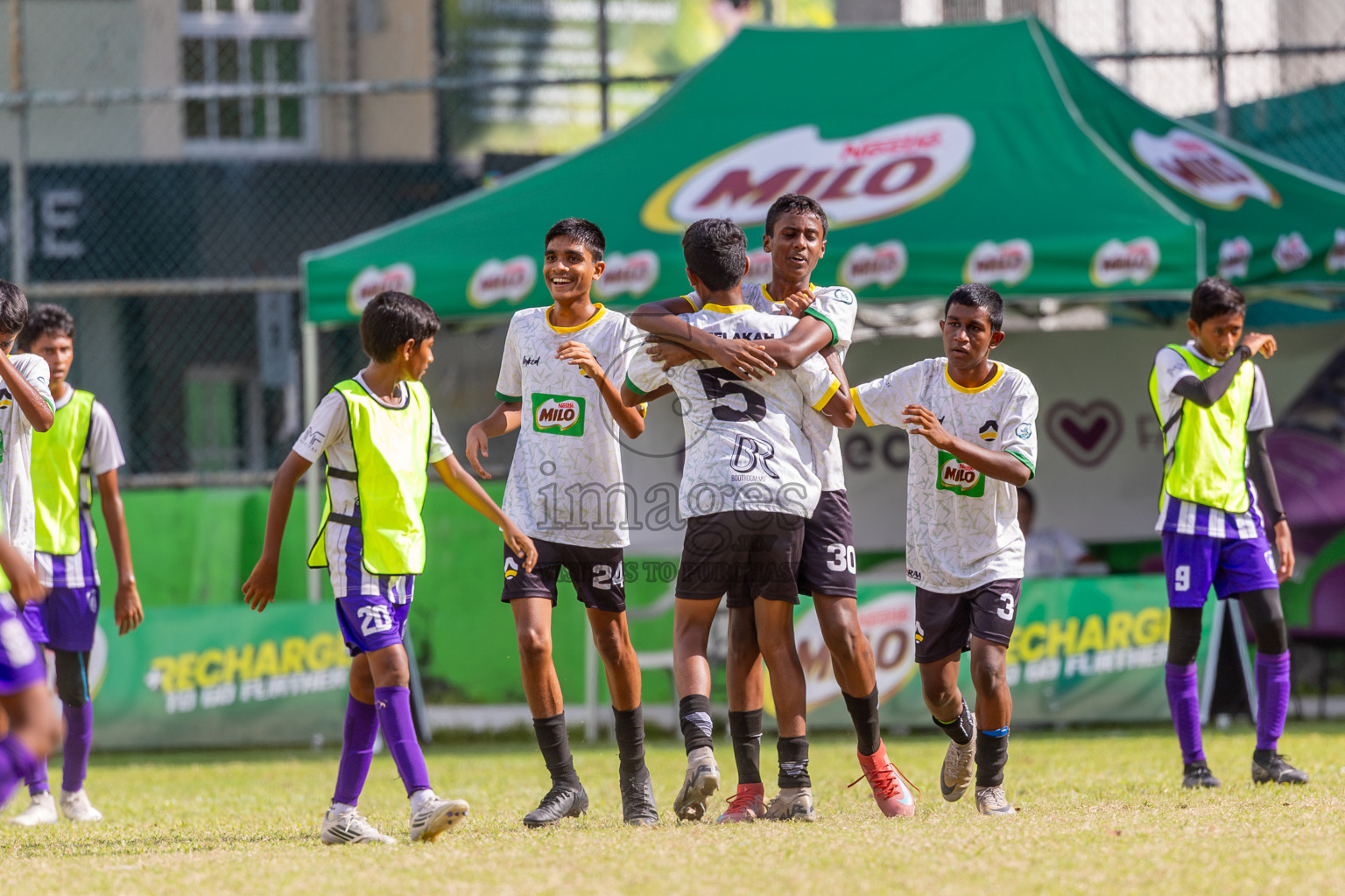 Day 4 of MILO Academy Championship 2025 (U14) was held on Sunday, 2nd November 2025 at Henveiru Football Grounds, Male', Maldives . 
Photos: Ismail Thoriq / images.mv
