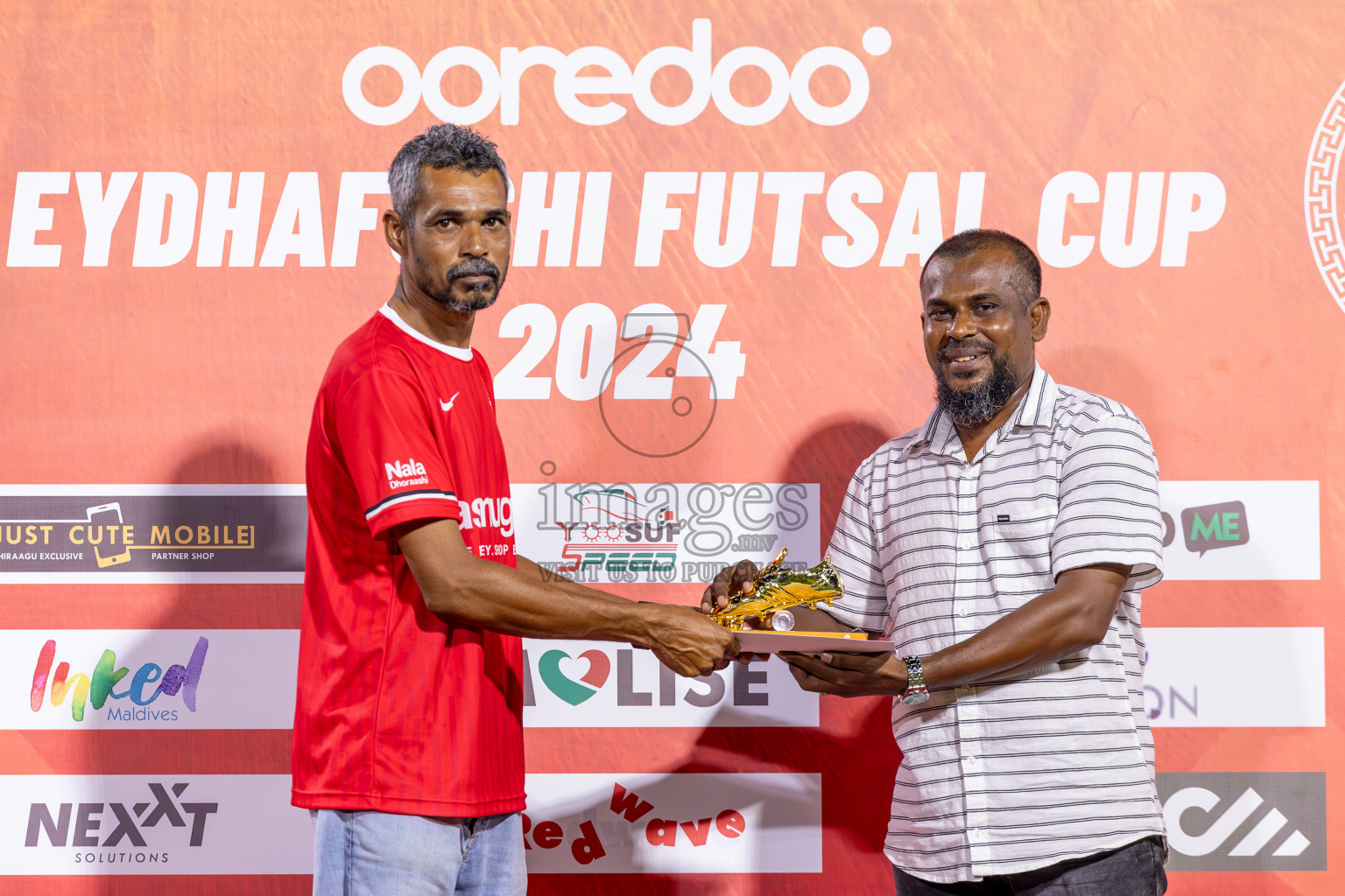 CC Sports Club vs Afro SC in the final of Eydhafushi Futsal Cup 2024 was held on Wednesday , 17th April 2024, in B Eydhafushi, Maldives
Photos: Ismail Thoriq / images.mv